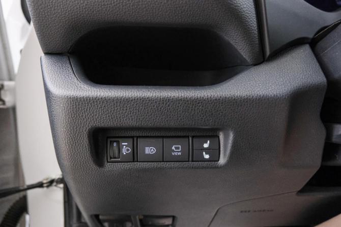 Toyota RAV4 V (XA50) с пробегом 2021 года, цена 3 549 000 рублей, 39000 км, внедорожник, Автокод Объявления