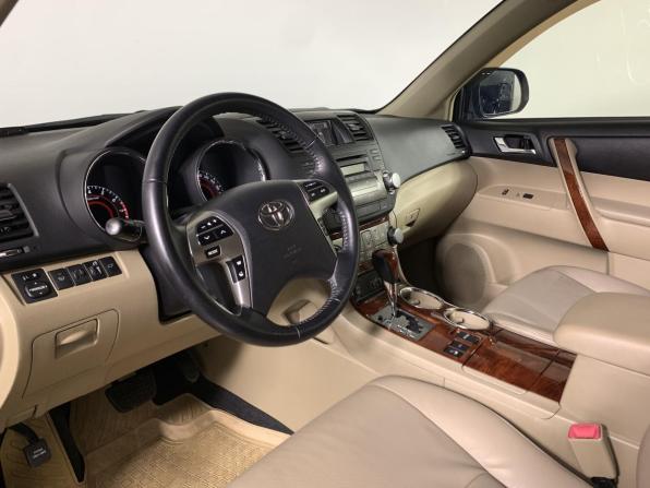 Toyota Highlander II (XU40) Рестайлинг с пробегом 2011 года, цена 1 850 000 рублей, 164356 км, внедорожник, Автокод Объявления