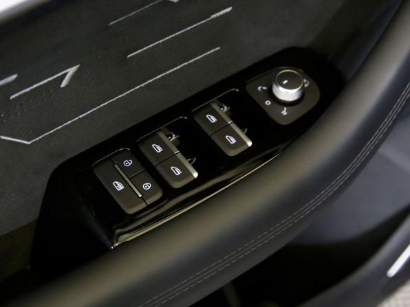 Geely Monjaro I с пробегом 2024 года, цена 3 390 000 рублей, 49211 км, внедорожник, Автокод Объявления