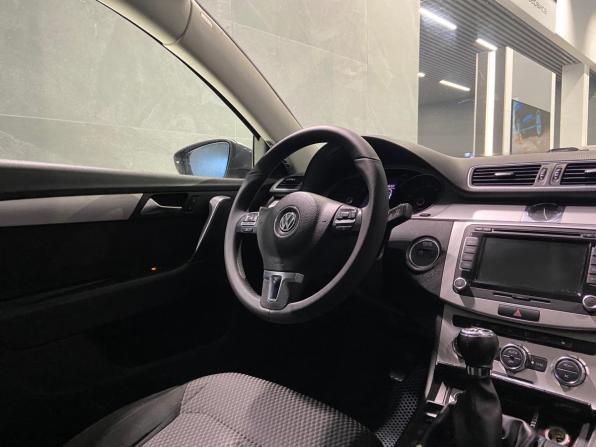 Volkswagen Passat B7 с пробегом 2012 года, цена 950 000 рублей, 252614 км, седан, Автокод Объявления