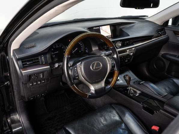 Lexus ES VI с пробегом 2012 года, цена 2 360 000 рублей, 226606 км, седан, Автокод Объявления