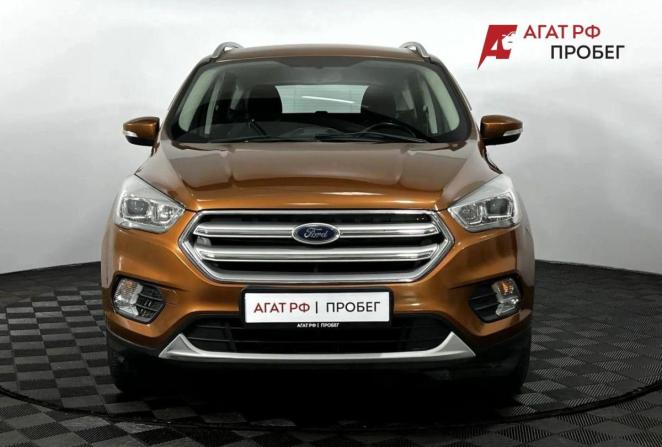 Ford Kuga II Рестайлинг с пробегом 2018 года, цена 1 690 000 рублей, 139760 км, внедорожник, Автокод Объявления