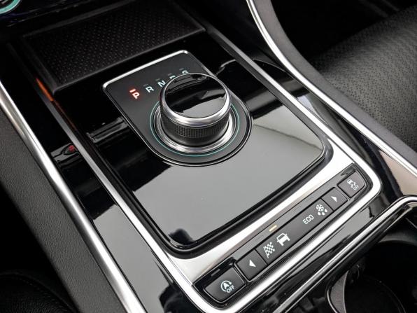 Jaguar XF II с пробегом 2019 года, цена 2 820 000 рублей, 130710 км, седан, Автокод Объявления