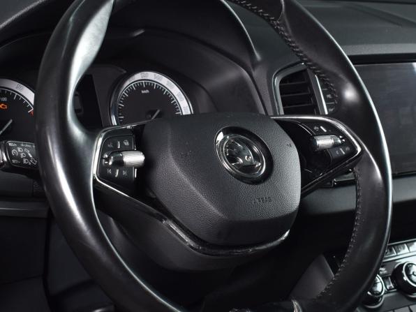 Skoda Karoq I с пробегом 2021 года, цена 2 199 999 рублей, 68632 км, внедорожник, Автокод Объявления