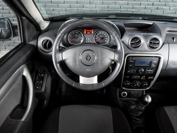Renault Duster I с пробегом 2014 года, цена 900 000 рублей, 175144 км, внедорожник, Автокод Объявления
