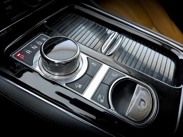Jaguar XJ IV (X351) Рестайлинг с пробегом 2019 года, цена 3 700 000 рублей, 95135 км, седан, Автокод Объявления