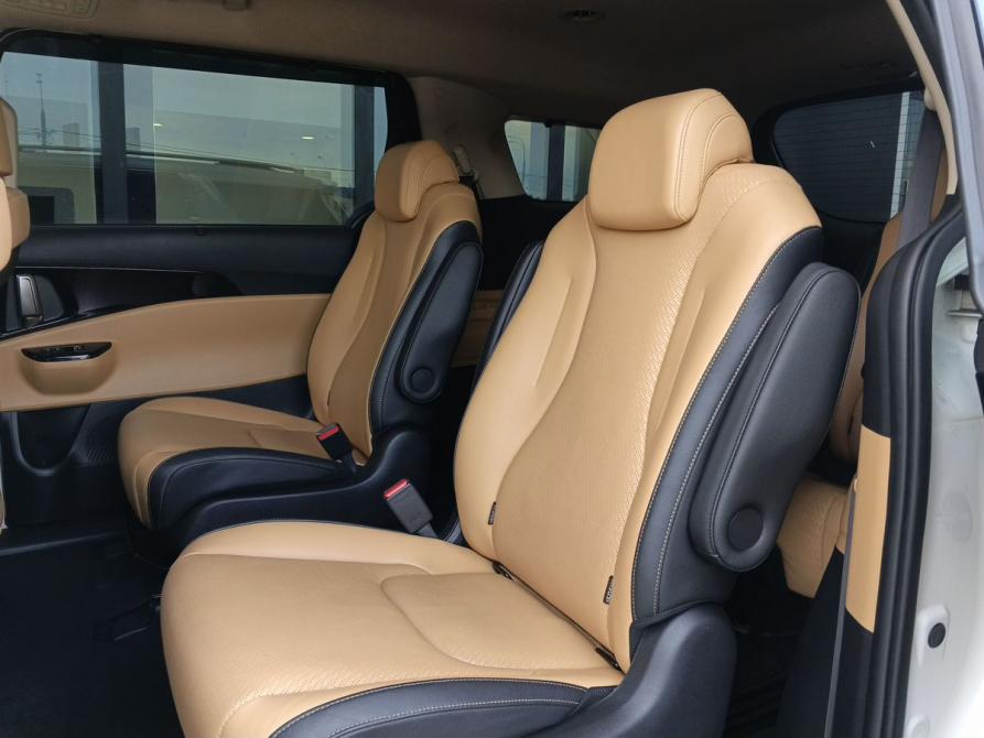 Kia Carnival IV Москва  - изображение 24