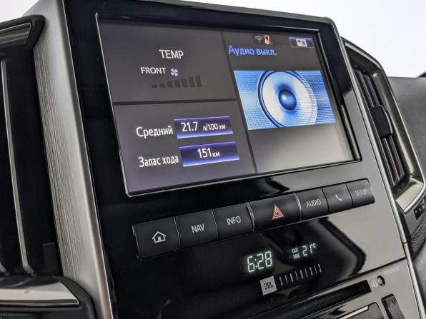 Toyota Land Cruiser 200 Series Рестайлинг 2 с пробегом 2020 года, цена 8 700 000 рублей, 91955 км, внедорожник, Автокод Объявления