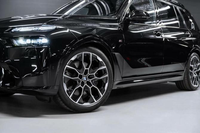 Новый BMW X7 I (G07) Рестайлинг 2026 года, цена 17 600 000 рублей, внедорожник, Автокод Объявления