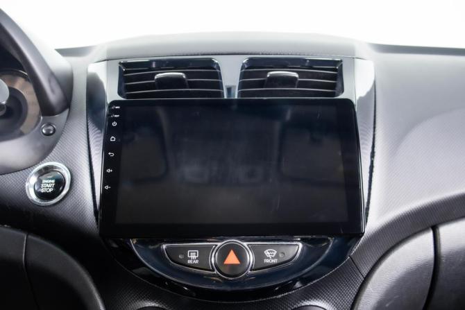 Hyundai Solaris I с пробегом 2012 года, цена 899 000 рублей, 192356 км, хэтчбек, Автокод Объявления