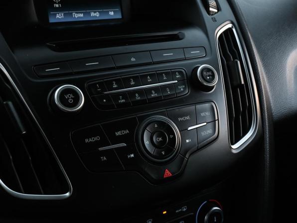 Ford Focus III Рестайлинг с пробегом 2016 года, цена 1 079 000 рублей, 179030 км, универсал, Автокод Объявления