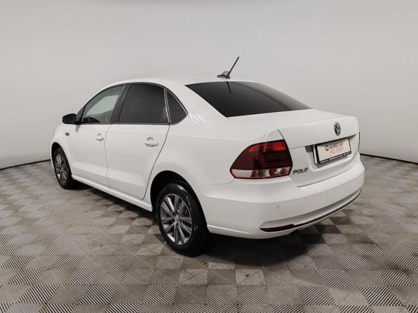 Volkswagen Polo V Рестайлинг с пробегом 2019 года, цена 1 175 000 рублей, 112007 км, седан, Автокод Объявления