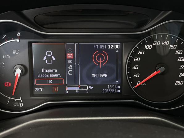 Ford Mondeo IV Рестайлинг с пробегом 2012 года, цена 995 000 рублей, 202837 км, седан, Автокод Объявления
