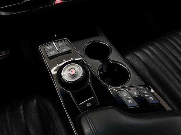 Kia K8 I с пробегом 2021 года, цена 4 600 000 рублей, 38515 км, седан, Автокод Объявления