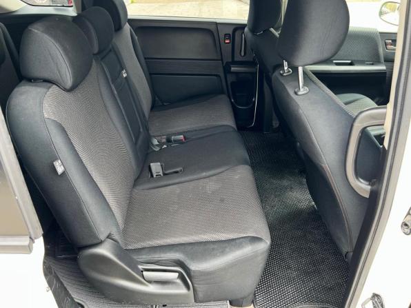 Honda Freed I Рестайлинг с пробегом 2012 года, цена 890 000 рублей, 236074 км, компактвэн, Автокод Объявления