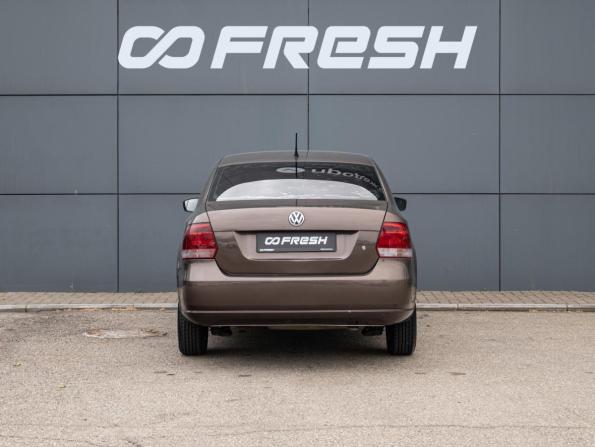 Volkswagen Polo V с пробегом 2015 года, цена 850 000 рублей, 214878 км, седан, Автокод Объявления