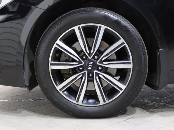 Kia Optima IV Рестайлинг с пробегом 2019 года, цена 1 700 000 рублей, 126000 км, седан, Автокод Объявления