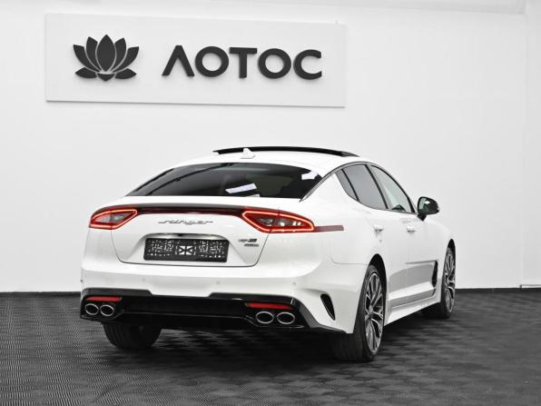Kia Stinger I с пробегом 2018 года, цена 2 799 000 рублей, 77941 км, лифтбек, Автокод Объявления