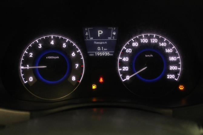 Hyundai Solaris I с пробегом 2012 года, цена 593 000 рублей, 195933 км, седан, Автокод Объявления
