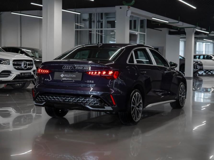 Audi A3 IV (8Y) Рестайлинг Москва  - изображение 5