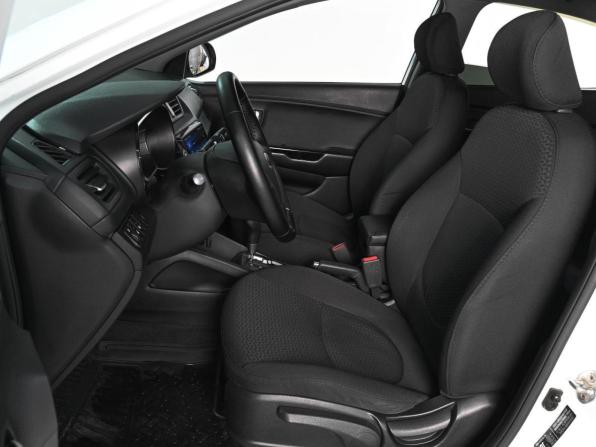 Kia Rio III Рестайлинг с пробегом 2016 года, цена 939 000 рублей, 173742 км, седан, Автокод Объявления