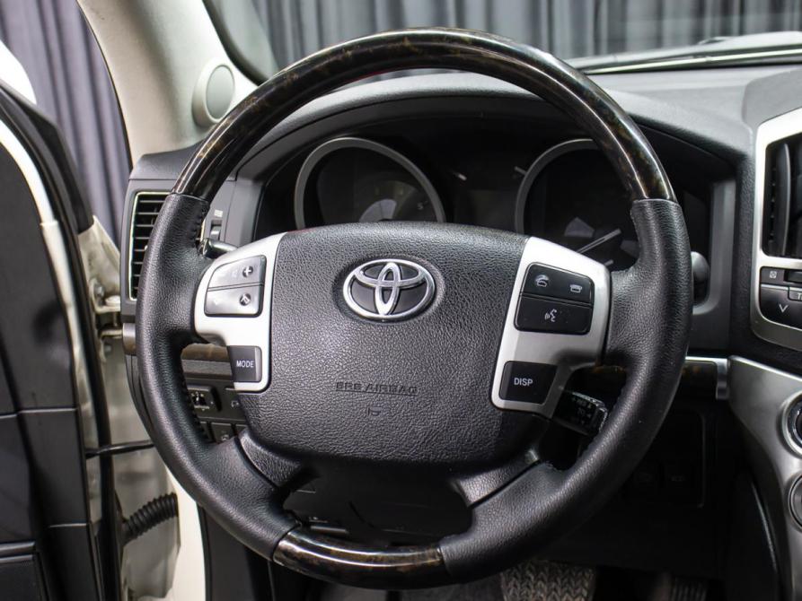 Toyota Land Cruiser 200 Series Рестайлинг 1 Москва  - изображение 16