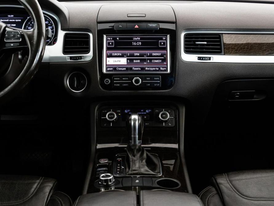 Volkswagen Touareg II Санкт-Петербург  - изображение 13
