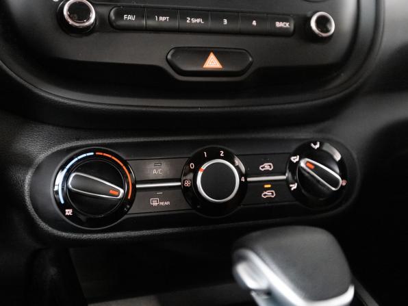 Kia Soul III с пробегом 2022 года, цена 1 930 000 рублей, 54637 км, хэтчбек, Автокод Объявления