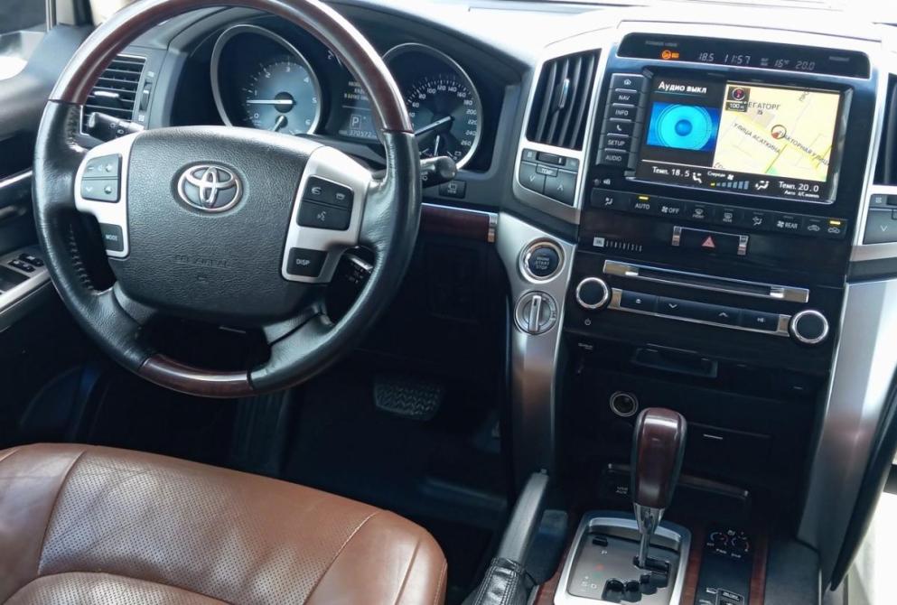 Toyota Land Cruiser 200 Series Рестайлинг 1 Владимир  - изображение 12