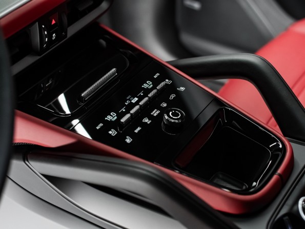 Новый Porsche Cayenne III Рестайлинг 2024 года, цена 27 783 400 рублей, внедорожник, Автокод Объявления