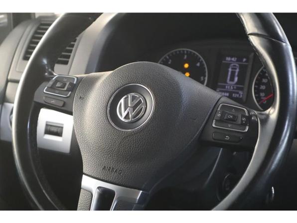 Volkswagen Multivan T5 Рестайлинг с пробегом 2010 года, цена 2 549 000 рублей, 305854 км, минивэн, Автокод Объявления