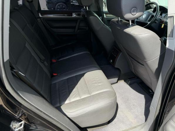 Volkswagen Touareg I Рестайлинг с пробегом 2008 года, цена 990 000 рублей, 214498 км, внедорожник, Автокод Объявления