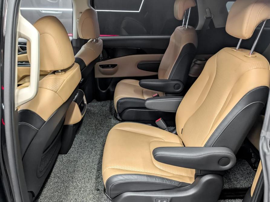 Kia Carnival IV Москва  - изображение 12