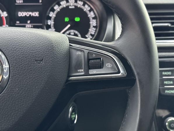 Skoda Rapid I Рестайлинг с пробегом 2019 года, цена 1 645 000 рублей, 88368 км, лифтбек, Автокод Объявления
