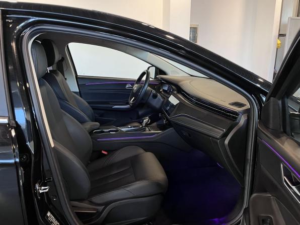 Omoda S5 с пробегом 2024 года, цена 1 379 000 рублей, 135755 км, седан, Автокод Объявления