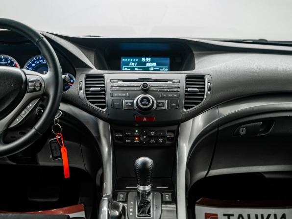 Honda Accord VIII Рестайлинг с пробегом 2011 года, цена 1 550 000 рублей, 251344 км, седан, Автокод Объявления