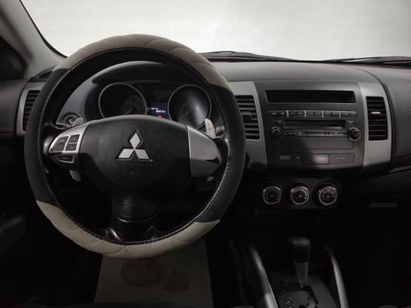 Mitsubishi Outlander II Рестайлинг с пробегом 2010 года, цена 940 000 рублей, 346656 км, внедорожник, Автокод Объявления