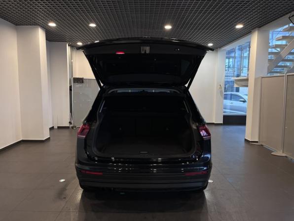 Volkswagen Tiguan II с пробегом 2018 года, цена 2 070 000 рублей, 192212 км, внедорожник, Автокод Объявления