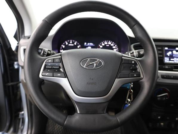 Hyundai Solaris II с пробегом 2018 года, цена 1 579 000 рублей, 89622 км, седан, Автокод Объявления