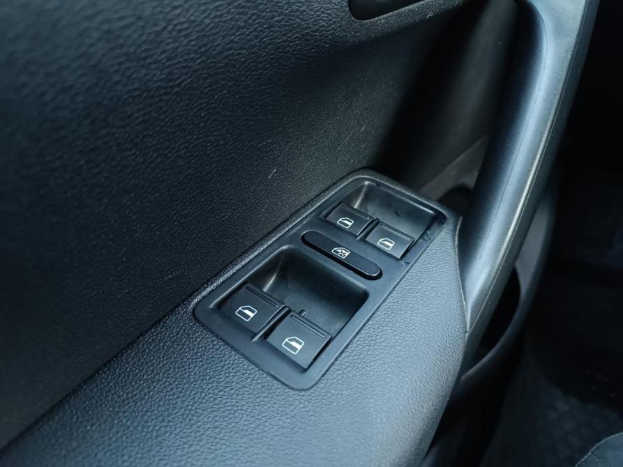 Volkswagen Polo V Рестайлинг Оренбург  - изображение 15