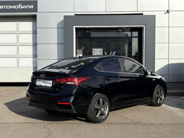 Hyundai Solaris II с пробегом 2018 года, цена 1 249 000 рублей, 185327 км, седан, Автокод Объявления