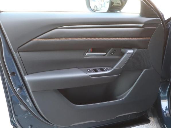 Mazda CX-50 с пробегом 2024 года, цена 3 790 000 рублей, 5520 км, внедорожник, Автокод Объявления
