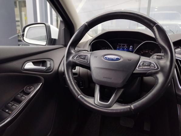 Ford Focus III Рестайлинг с пробегом 2015 года, цена 1 150 000 рублей, 136800 км, седан, Автокод Объявления