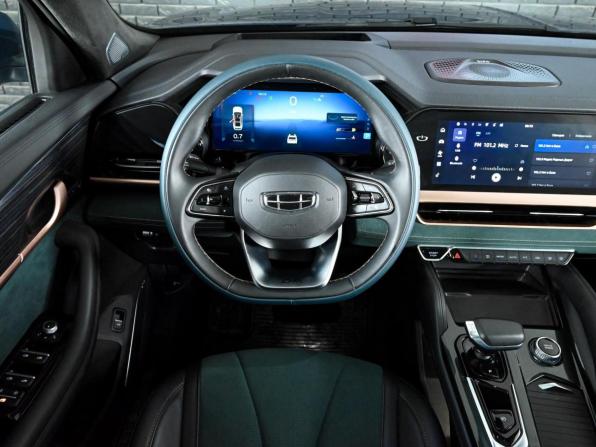 Geely Monjaro I с пробегом 2023 года, цена 3 585 000 рублей, 17738 км, внедорожник, Автокод Объявления