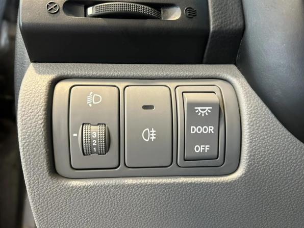 Kia Carnival II с пробегом 2009 года, цена 739 000 рублей, 237283 км, минивэн, Автокод Объявления