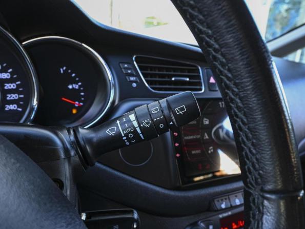 Kia Ceed II с пробегом 2013 года, цена 1 140 750 рублей, 161584 км, хэтчбек, Автокод Объявления