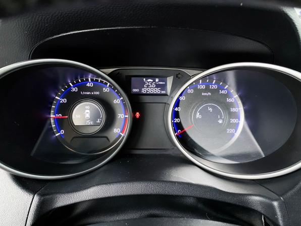 Hyundai ix35 I с пробегом 2011 года, цена 1 100 000 рублей, 189886 км, внедорожник, Автокод Объявления