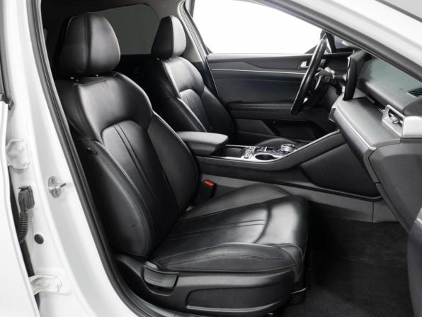 Kia K5 III с пробегом 2021 года, цена 2 600 000 рублей, 69885 км, седан, Автокод Объявления