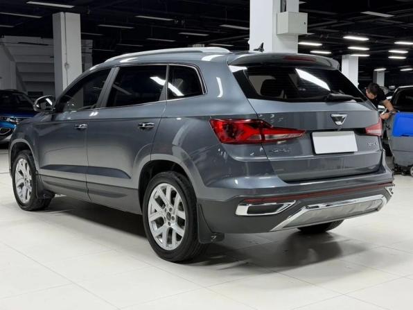 Jetta VS5 I с пробегом 2022 года, цена 1 600 000 рублей, 10000 км, внедорожник, Автокод Объявления