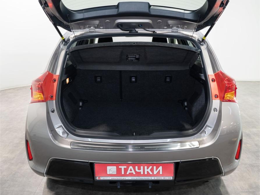Toyota Auris II Чита  - изображение 14